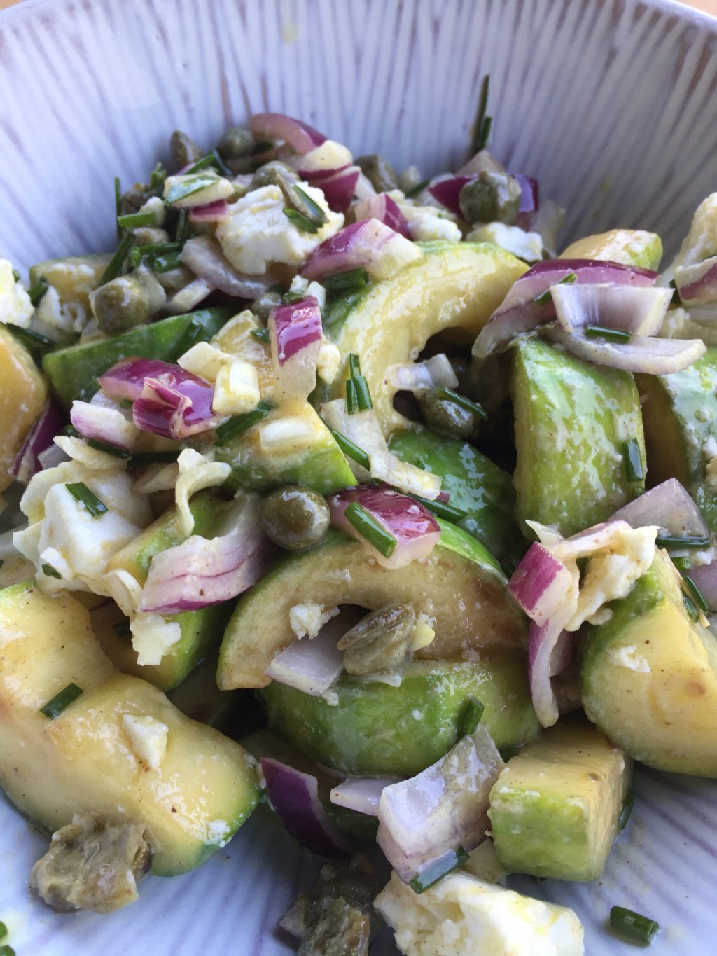 Istället för potatissallad, Zucchinisallad är&nbsp;supergott!